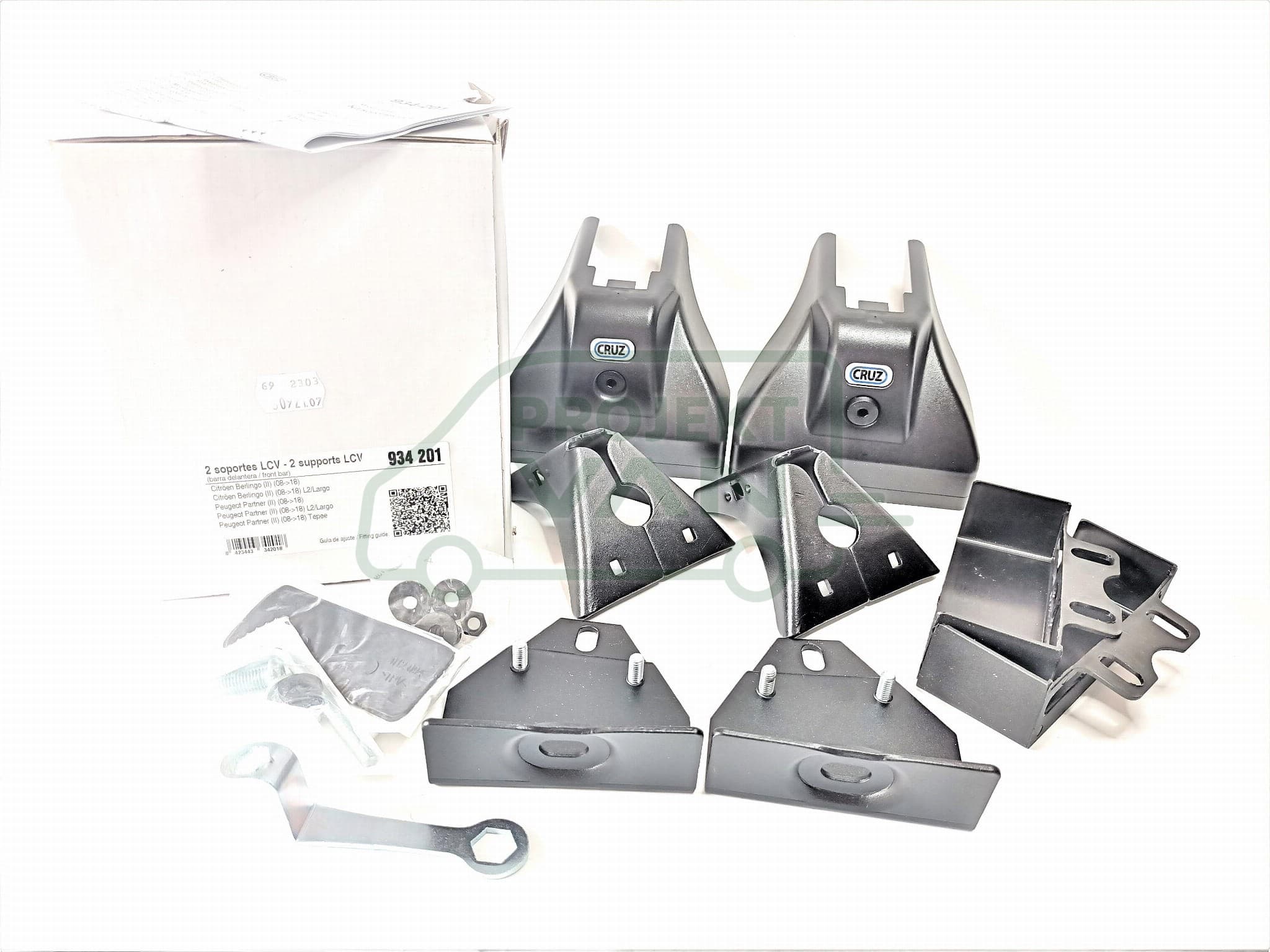 1 Przednia aluminiowa belka bagażnika Citroen Berlingo II / Peugeot Partner II 08-18 CRUZ Alu Cargo AF1-118 — widok 3