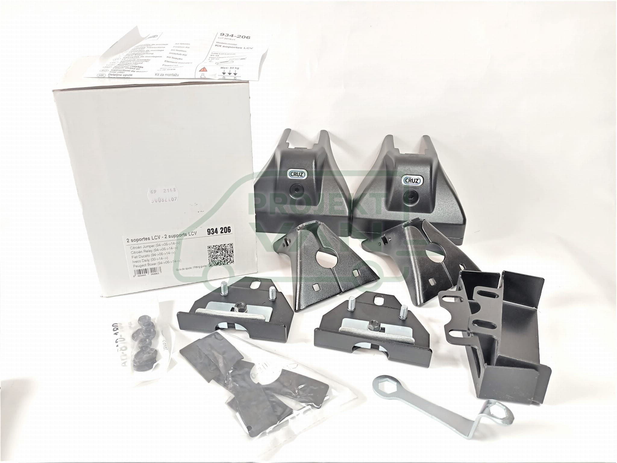 Aluminiowa belka dachowa Iveco Daily ( 00-14 14- ) CRUZ AF1-158 — widok 4