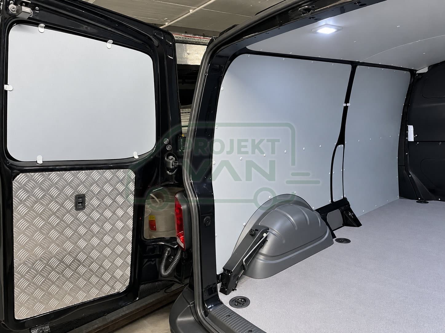 Podłoga ze sklejki z warstwą antypoślizgową – Szara – VW T6.1 L1H1 3000 — widok 4