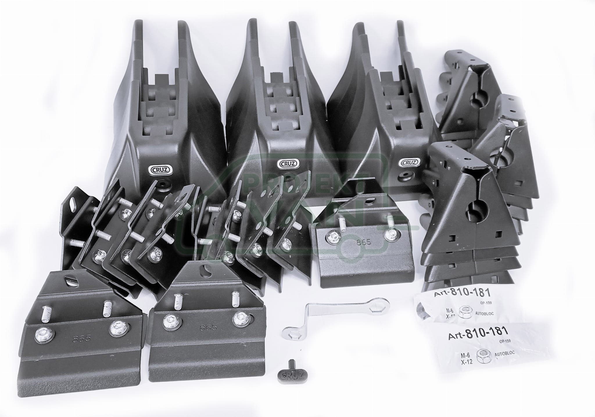 Platforma dachowa RENAULT Master III ( 10-24 ) i OPEL Movano B ( 10-21 )/ Nissan NV400 ( 10- ) i Interstar II ( 22-24 ) modele L4H2 CRUZ E45-158 — widok 4