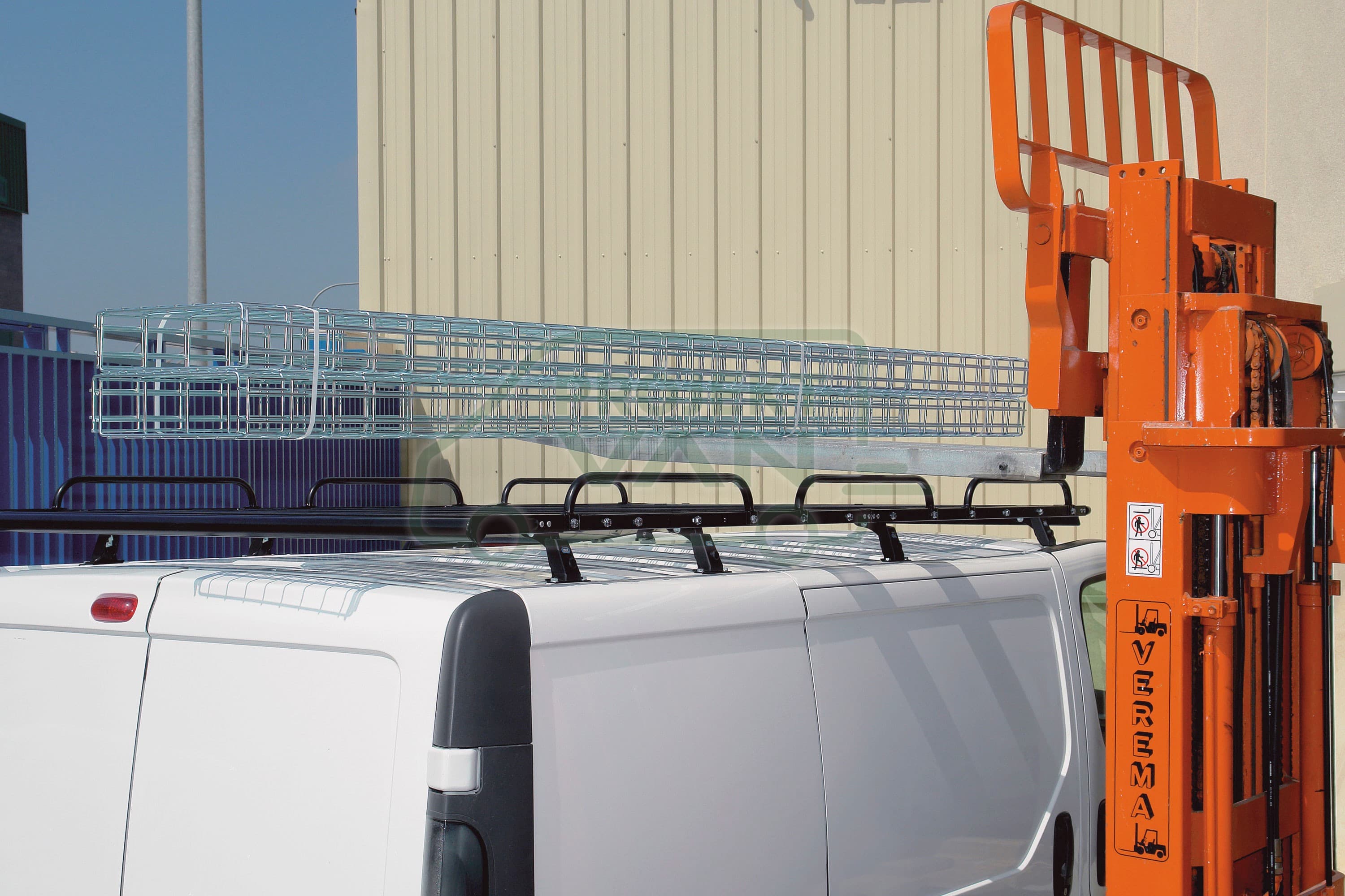 Platforma dachowa Opel Vivaro II L2H2 14-19 / Renault Trafic III ( 14- ) / Nissan NV300 i Fiat Talento II ( 16- ) L2H2 CRUZ EVO E26-158 — widok 4