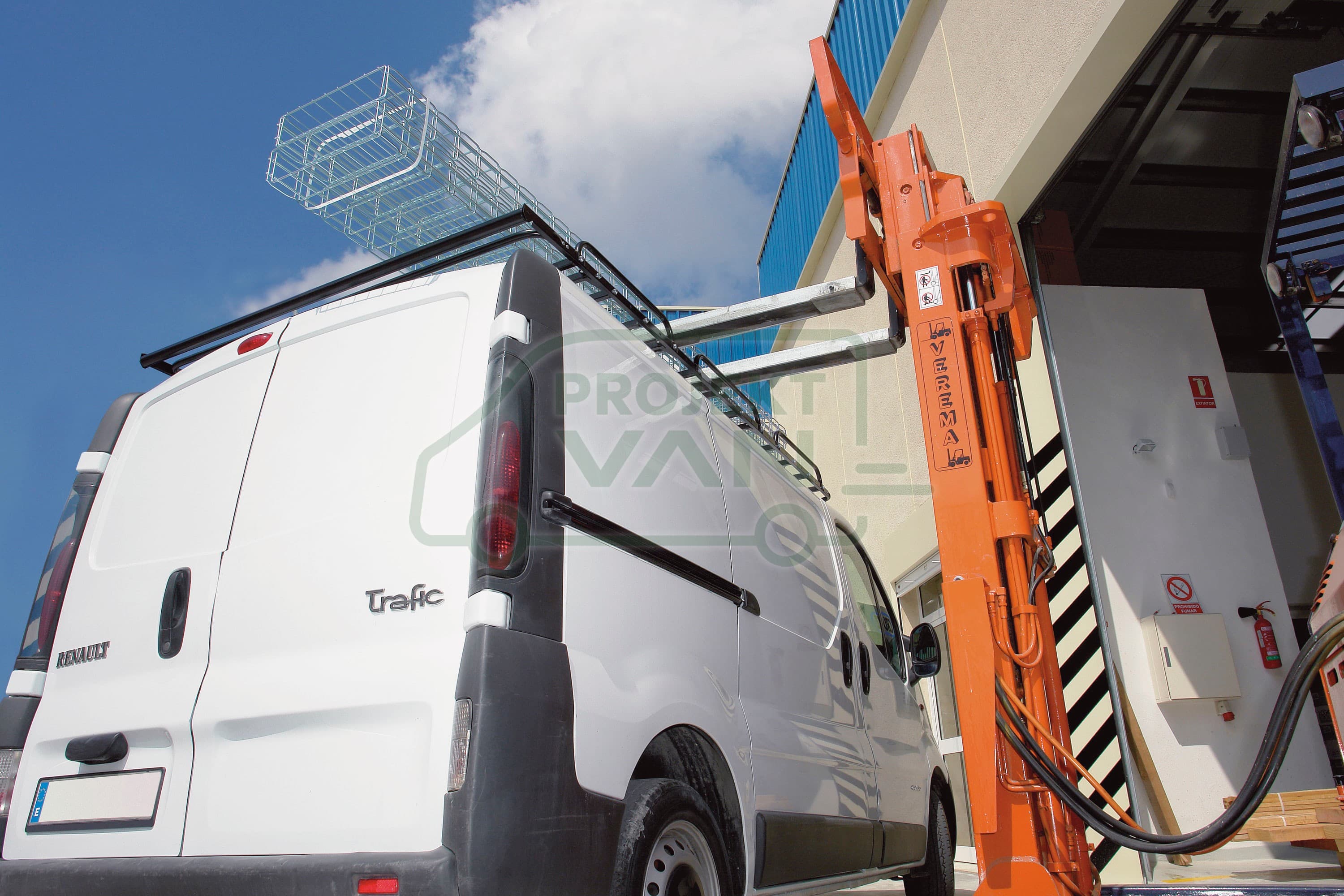 Platforma dachowa Opel Vivaro II L2H2 14-19 / Renault Trafic III ( 14- ) / Nissan NV300 i Fiat Talento II ( 16- ) L2H2 CRUZ EVO E26-158 — widok 5