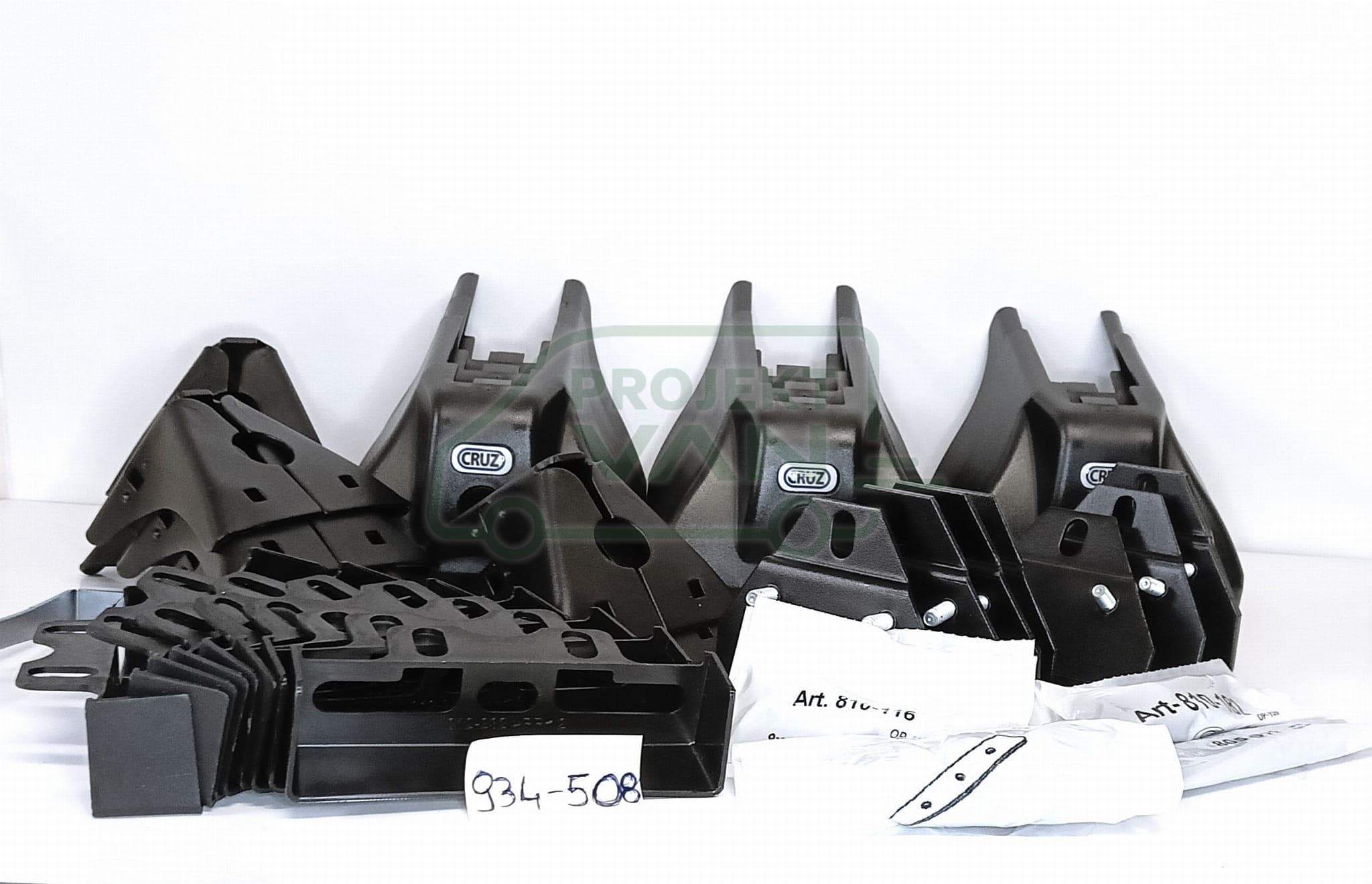 Aluminiowa platforma dachowa Opel Vivaro II i Renault Trafic III 14- L2H1 / Fiat Talento II i Nissan NV300 16- i Primastar II 22- L2H1 CRUZ EVO RACK ALU A32-158 — widok 5