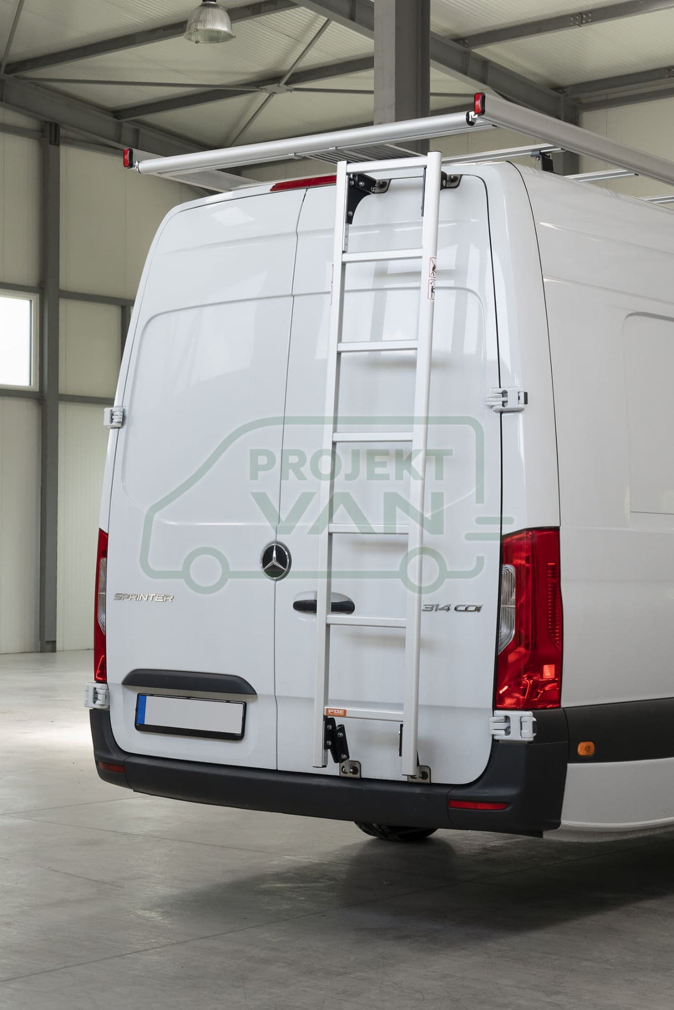 Aluminiowa drabinka na tylne drzwi Renault Master III ( 10-24 ) L1H1 / Opel Movano B ( 10-21 ) L1H1 / Nissan NV400 ( 10- ) i Interstar II ( 22-24 ) L1H1 — widok 3