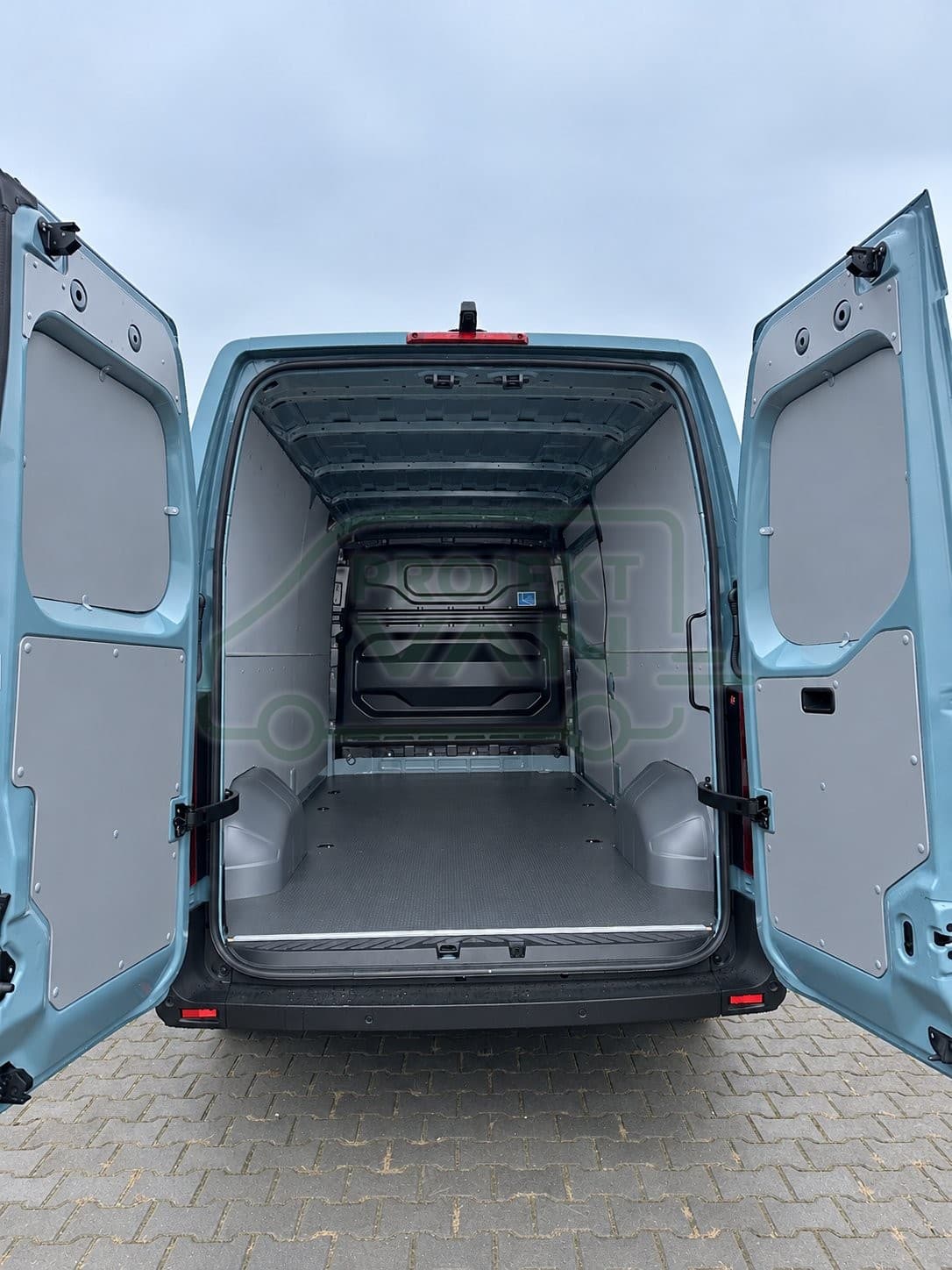 Okładziny boczne z plastiku ABS – Renault Master XDD L2H2 3583 — widok 3
