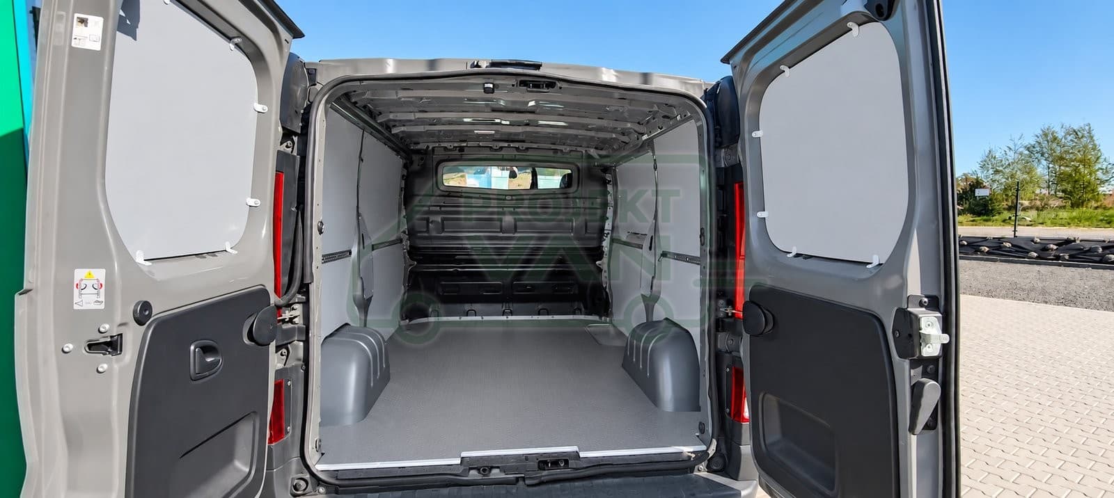 Okładziny boczne z plastiku ABS – Renault Trafic '14 L1H1 3098 — widok 3